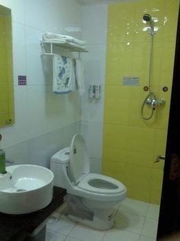 ג'ינאן Tiandi Renhe Hotel מראה חיצוני תמונה